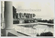 Press Photo The pool area at Kvarner Hotel in Opatija, Yugoslavia - lra49996
