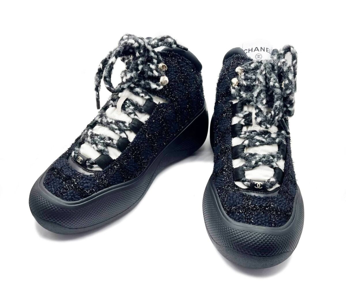 Chanel Brand New White CC Black Tweet Ski Boots with Spikes Chanel Brand New White CC Black Tweet Ski Boots with Spikes