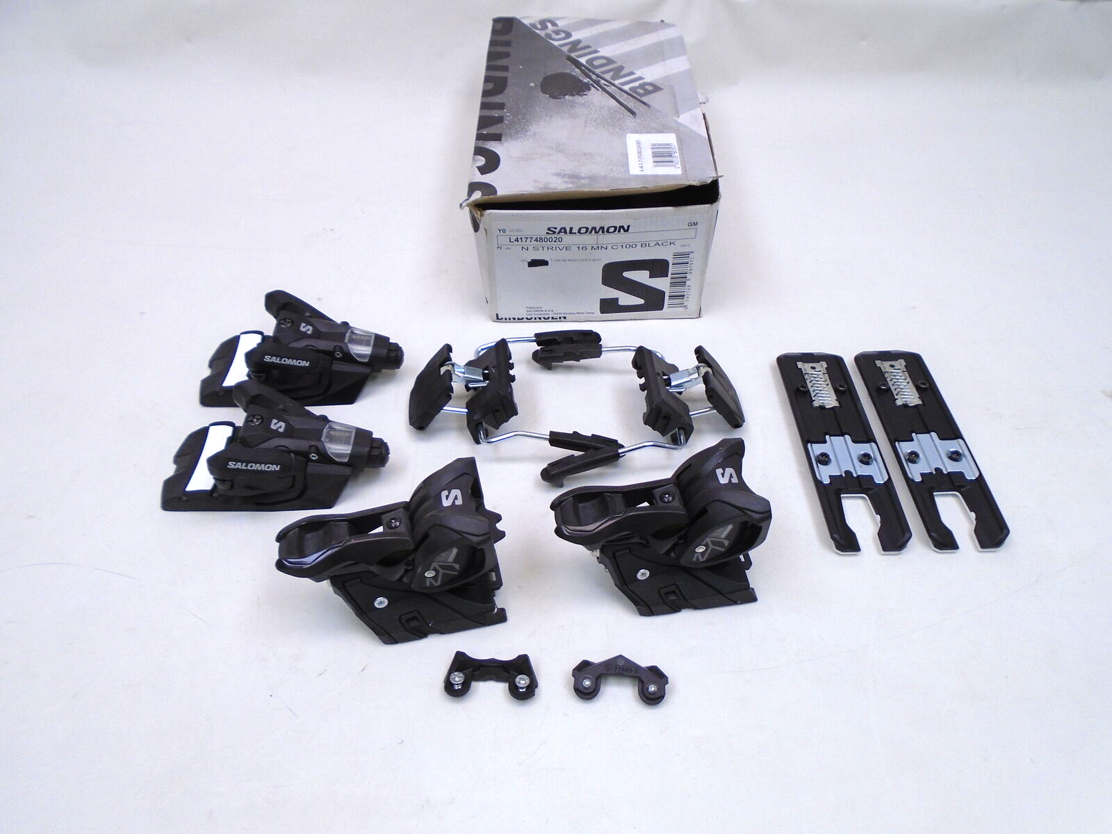 SALOMON L4177480020 N STRIVE 16 MN C100 ATTACCHI SCI NERO