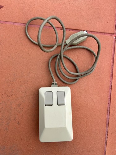 Commodore Amiga 600 restaurata con Gotek accessoriato - Afbeelding 10 van 14