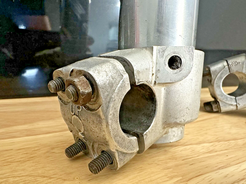 1990 Honda CR250R OEM Front Forks Suspension Shocks Damper - Needs Repair - Picture 6 of 7
