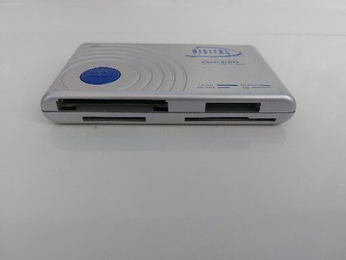 Digital Concepts CR-70R High Speed Storage Multi Slots 21-in-1 Card Reader - Picture 2 of 6
