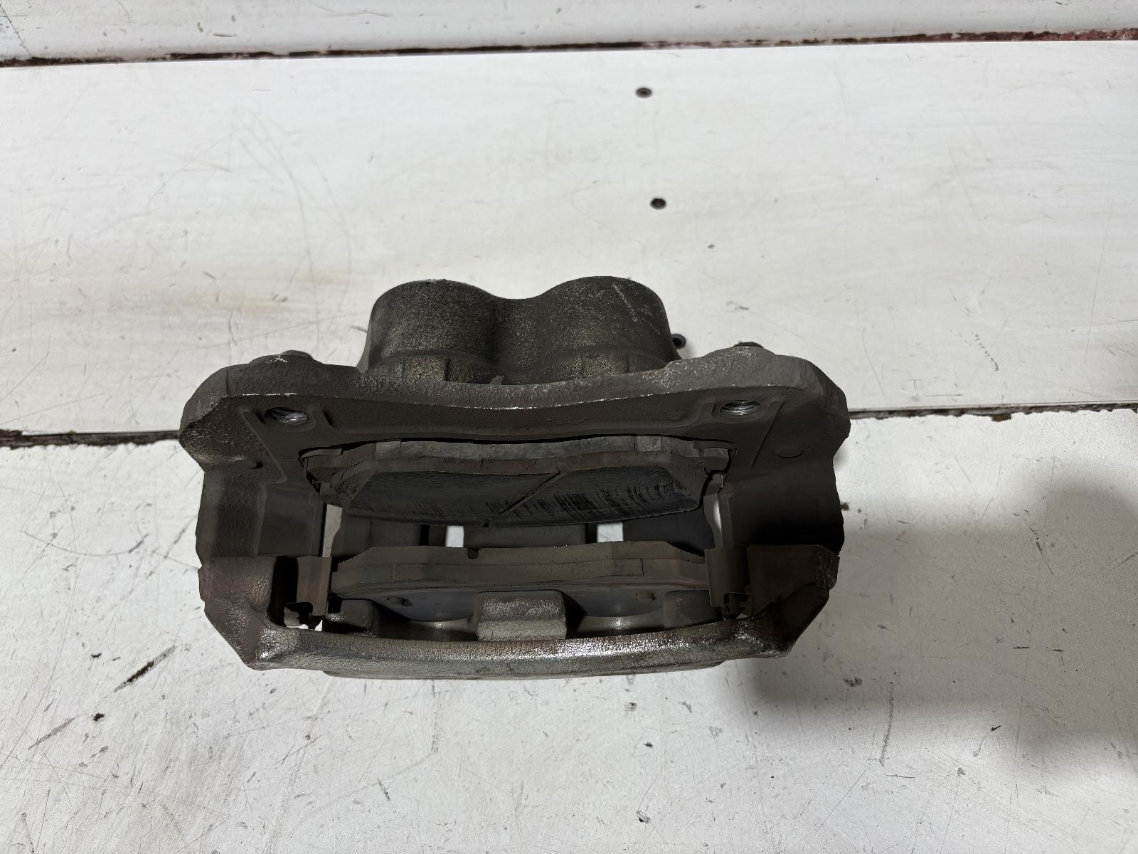 Holden Captiva Left Front Caliper CG 01/2011-06/2018 - thumbnail 5