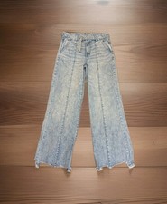 American Eagle Super High Rise Baggy Wide Leg Light Wash Jeans Size 10