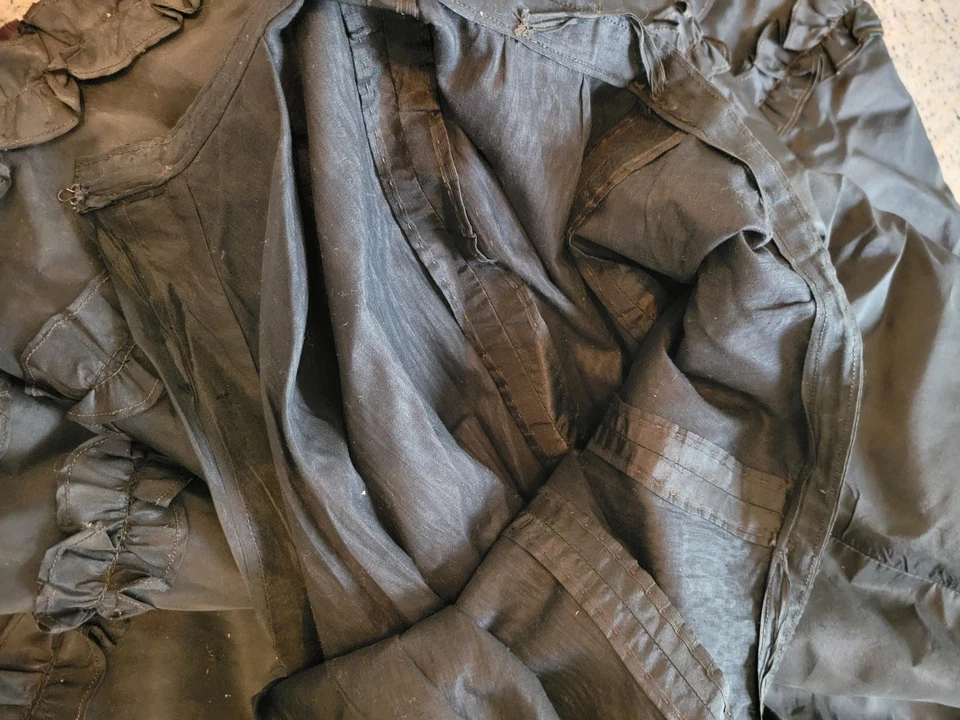 Antique Edwardian Victorian Ruffle Long Womens Skirt - Image 3 of 4