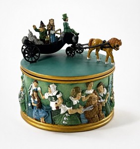 オズの魔法使いオルゴール　OZ Dorothy& Lion Music Box Music Box Wizard of Oz | eBay
