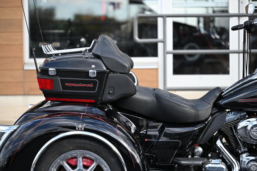 2010 Harley-Davidson FLHTCU - Ultra Classic Electra Glide | eBay