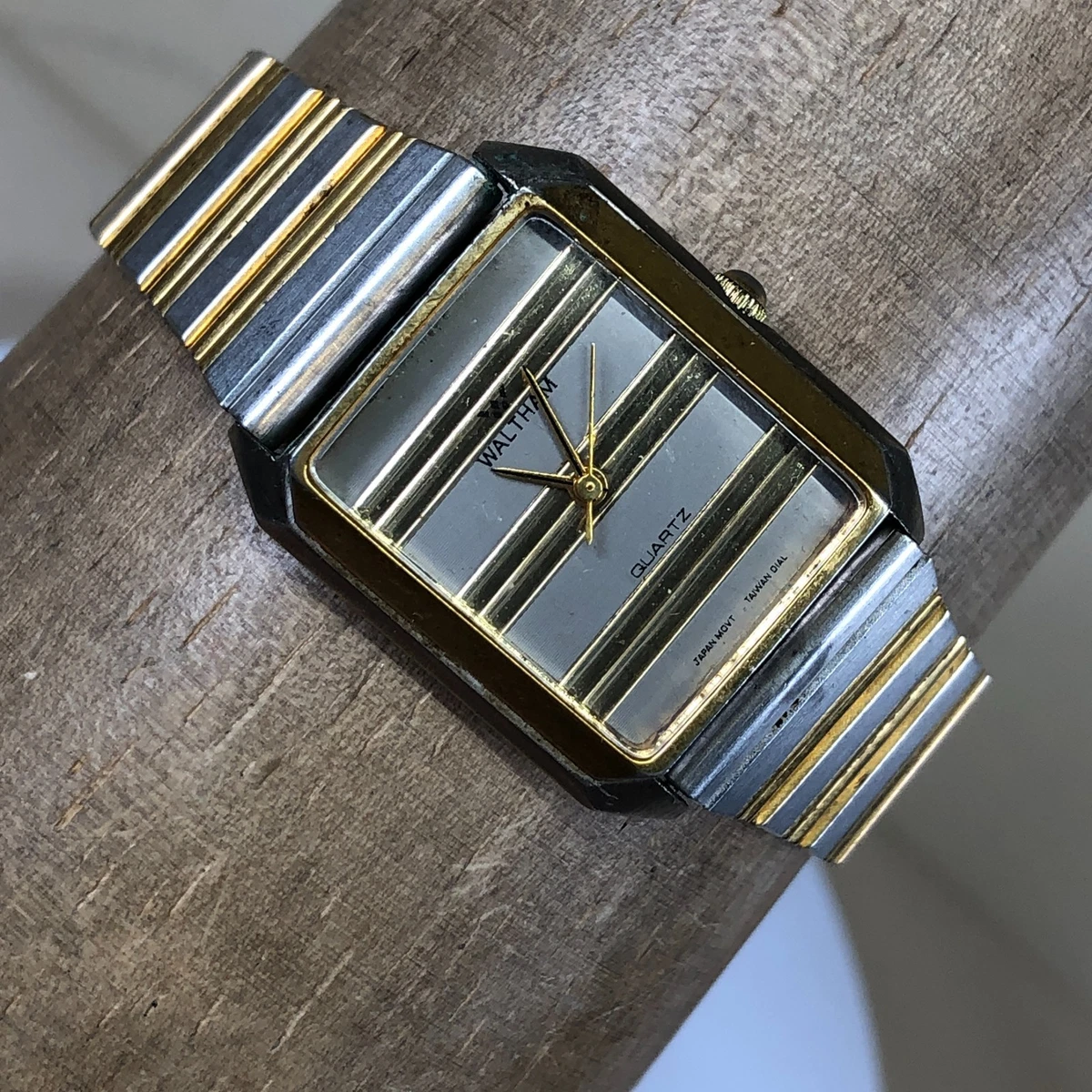 Waltham New York Wristwatch Japanese Quartz Silver-Tone Metal Bracelet WNY41 Waltham Quartz Rectangle Wristwatches | eBay main image 2