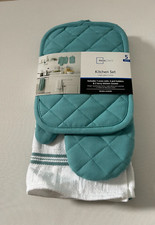 New 5 Piece Kitchen Set Towels Set 2 Towels 1 Oven Mitt and 2 Pot Holders