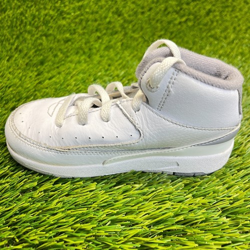 Nike Air Jordan 2 Retro Boys Size 9C White Gray Athletic Leather Shoes Sneakers - Picture 2 of 10
