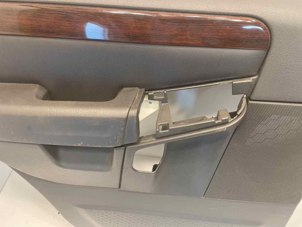 0kc46837326072p様 2002-2005 Ford Explorer LH Driver Left Rear Trim Panel | eBay