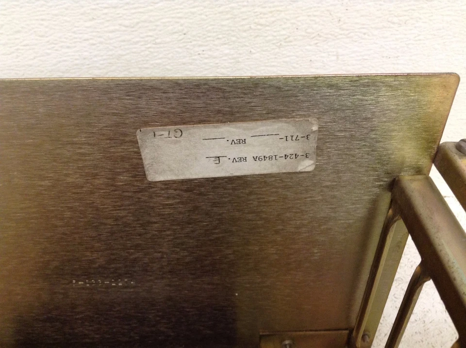 Sistema de procesador Cincinnati Milacron 3-424-1849A Rev E en rack 34241849A (TSC) Foto 2 de 4