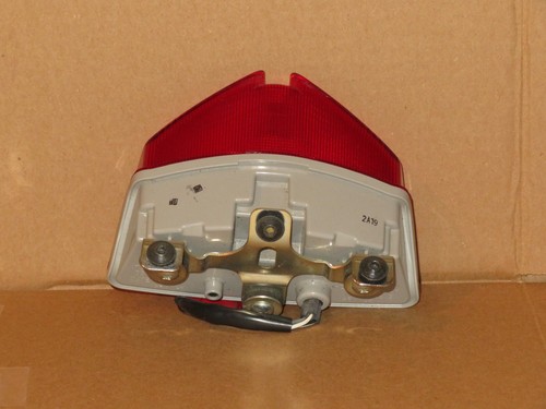 SUZUKI GSXR 750 FABRICANTE DE EQUIPOS ORIGINALES LUZ TRASERA FRENO TRASERO STOCK 2012 - Imagen 4 de 8