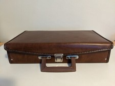 Vtg 80's Service Mfg Co. Faux Leather Hard Cassette Tape Carrying Case Holds 24