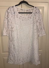 womens white dress size small, white flower design with full slip insert