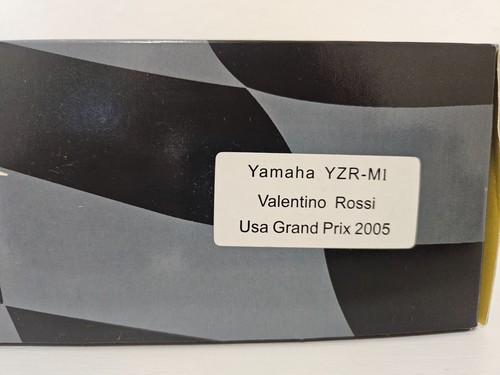 Yamaha YZR M1 Usa Grand Prix 2005 #46 Valentino Rossi - 1/12 Altaya VR46 Model - Foto 3 di 3
