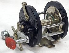 Vintage LAWRENCE No.202 Surf/Baitcast Reel MADE IN USA works/Parts/Repair -FR021