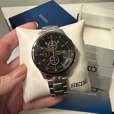 Seiko 7T92-0NY0 / SNDE27 Quartz Chronograph 100m Watch 42mm