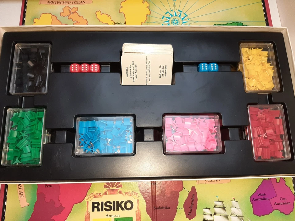 Risiko von Parker Spiel 1982 Strategie komplett und TOP knapp 400 Spielsteine - Bild 3 von 4