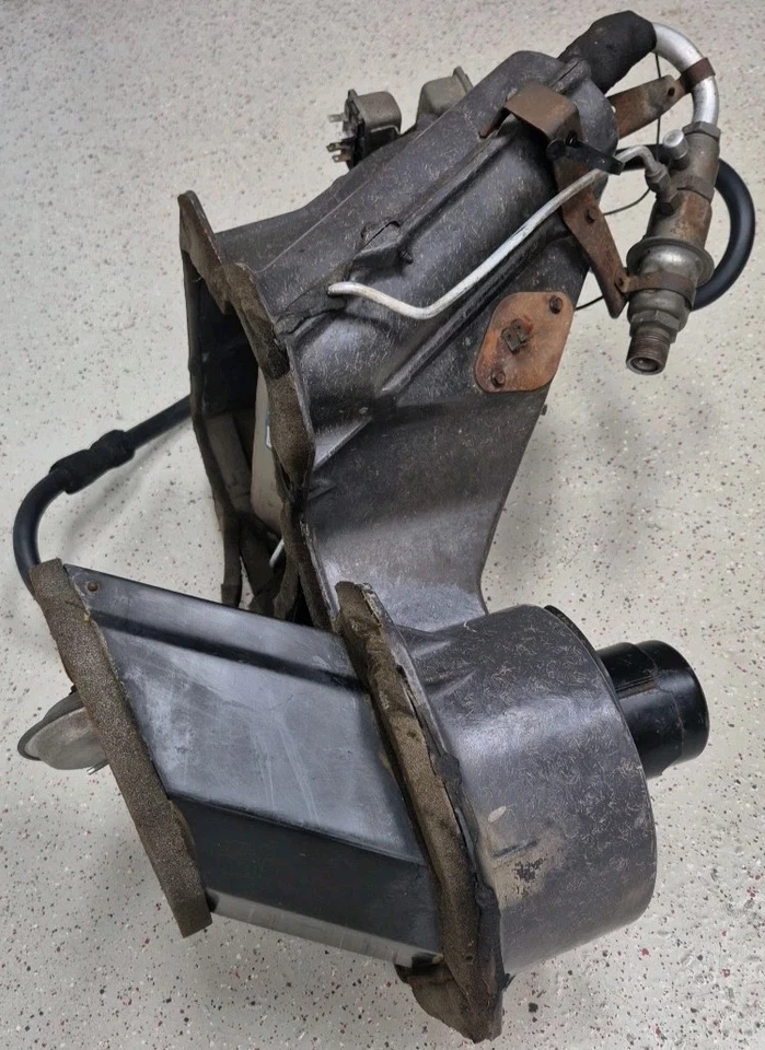 1971 1972 1973 Buick Riviera GS AC Heater Box Evaporator Blower Cadillac Chevy - Image 2 of 4