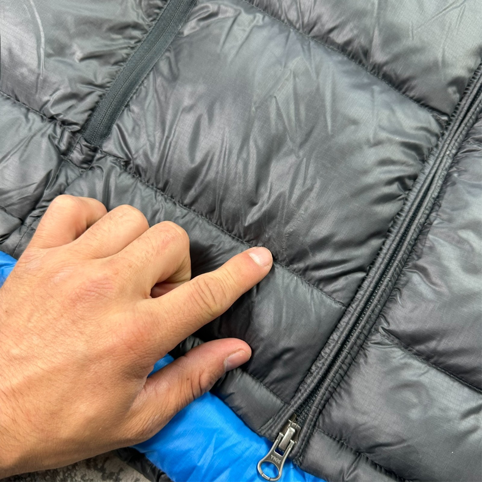 Vintage Rab Neutrino Grey Down Fill Oversize Large Puffer Body Warmer Gilet Vest image 4