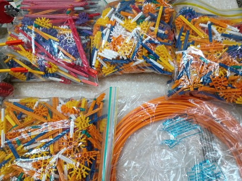 Vintage KNEX Classic Roller Coaster 63030 Original Box and Instructions parts - Picture 4 of 24