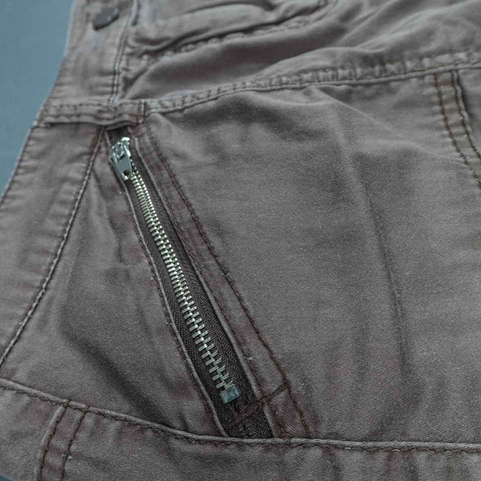 Mini-saia feminina Focus 2000 6 marrom minimalista preppy retrô Y2K casual básica - Imagem 3 de 4