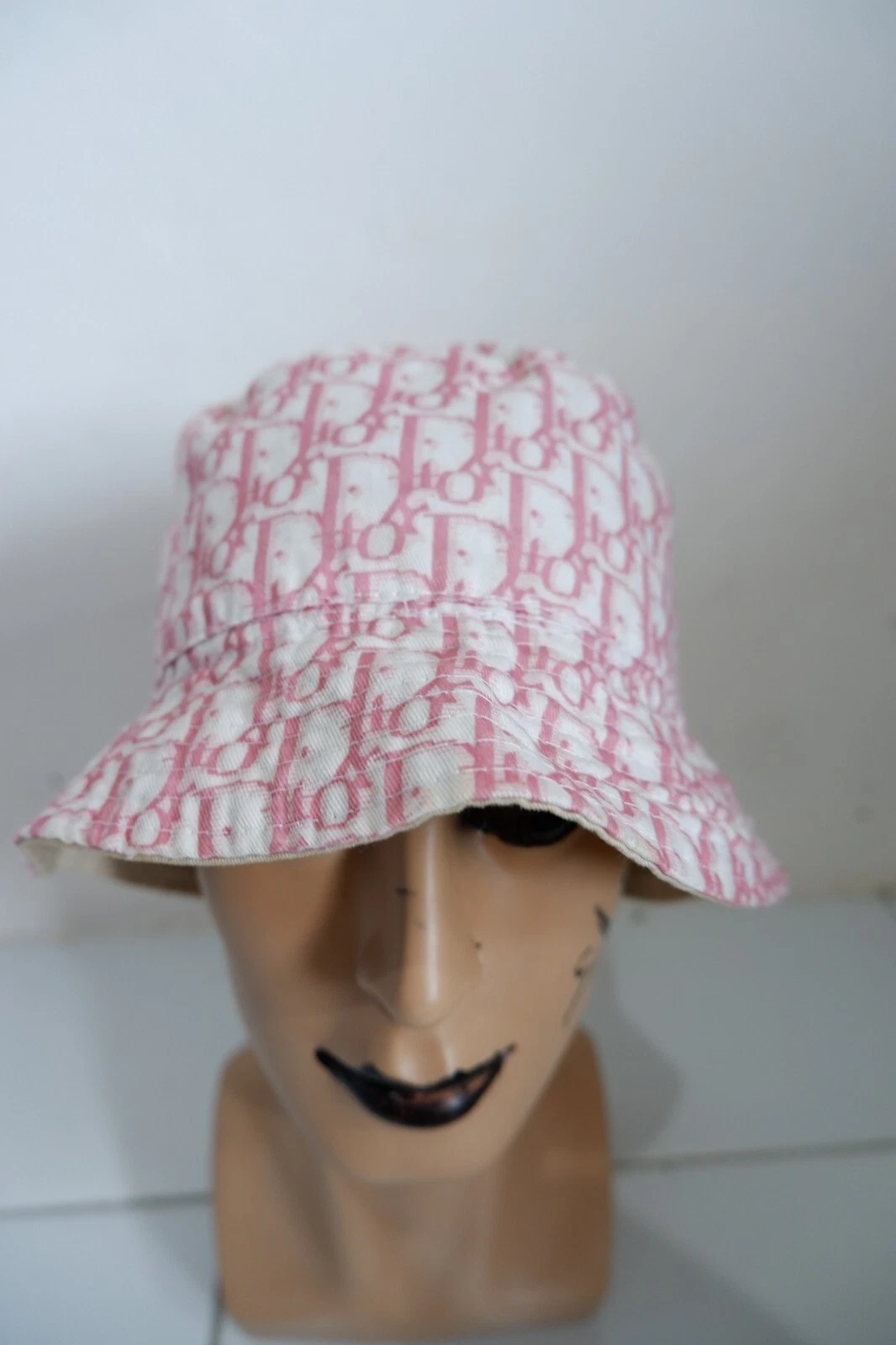 Chapeau vintage Christian Dior