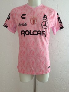 necaxa pink jersey