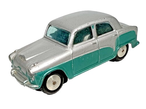 Vintage Corgi #425 Austin London Taxi Cabcharge 