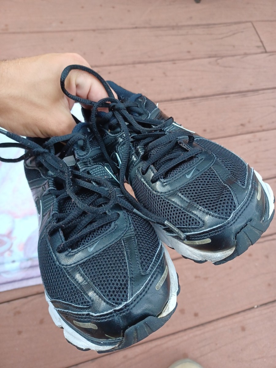 nike moto 8 running shoes