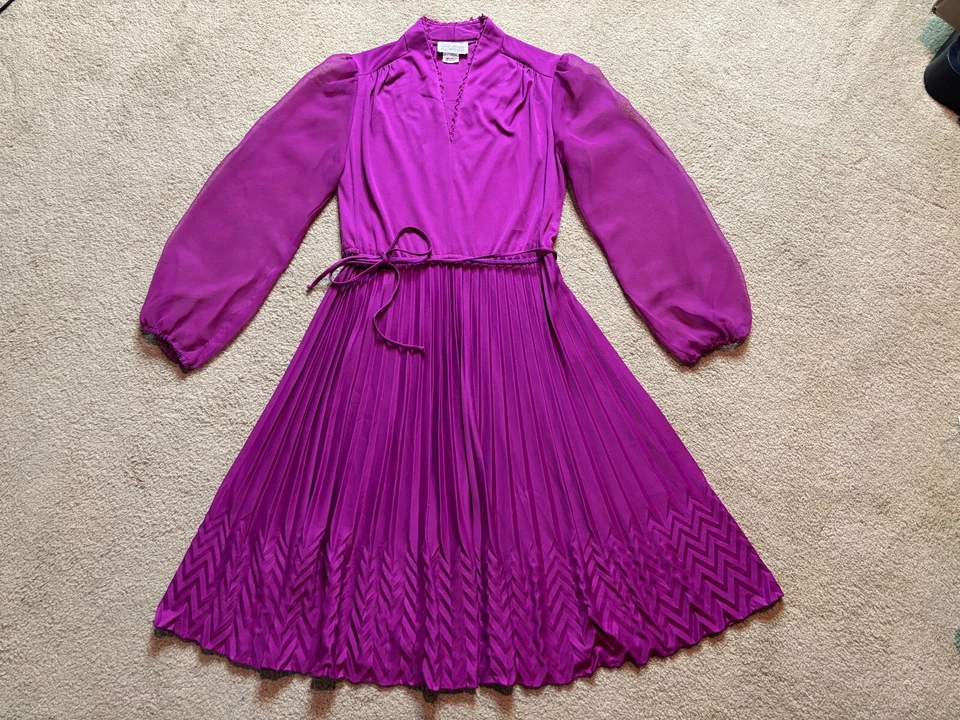 Vestido midi vintage años 70 EE. UU. Disco púrpura manga abullonada transparente cinturón línea A M Foto 2 de 4