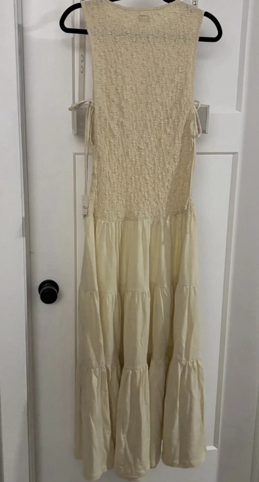 Nuevo con etiquetas Maxi Vestido Free People Freeest Sterling Crema En Niveles Cintura Caída Algodón Pequeño Foto 3 de 4