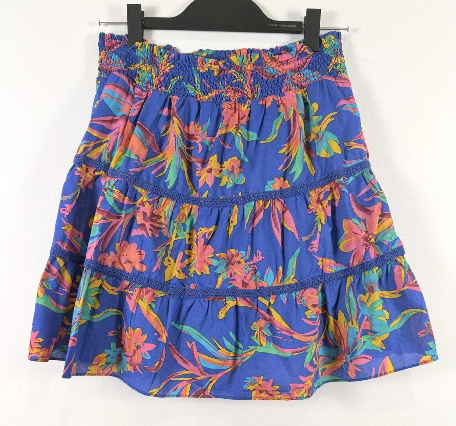 J.Crew Blue Tropical Floral Smocked Mini Skirt Cotton Lined Elastic Waist Small
Opens in a new windo