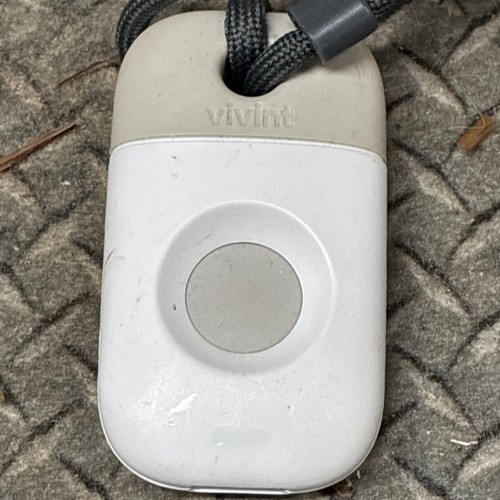 Vivint Emergency Pendant Panic Button VS-PANIC3-345 - Brand New