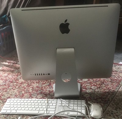 2011 Apple iMac Model A1311 21.5” 8GB Intel i5 With Box/Mouse