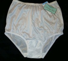 Vintage Vanity Fair White Nylon Semi-Sheer Silky Granny Sissy Panties 5 NWT