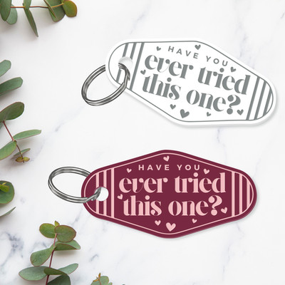 Ever Tried This One - Hearts Motel Schlüsselanhänger: Juno Keychain, Sabrina Carpenter