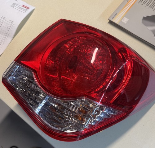 2011-2016 Chevrolet Cruze Passenger Side Tail Light Taillight OEM A01B33018 - Foto 2 di 4