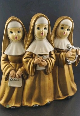 Vintage Singing Nun Trio Music Box Figurine Choir Sisters Granny Core Cottage 