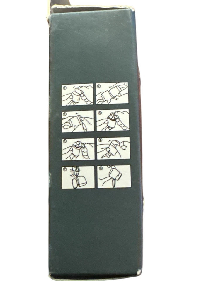 Funda Carcasa Royal Individual Tech Airpods 1ª 2ª Generación con Mosquetón Verde Foto 4 de 4