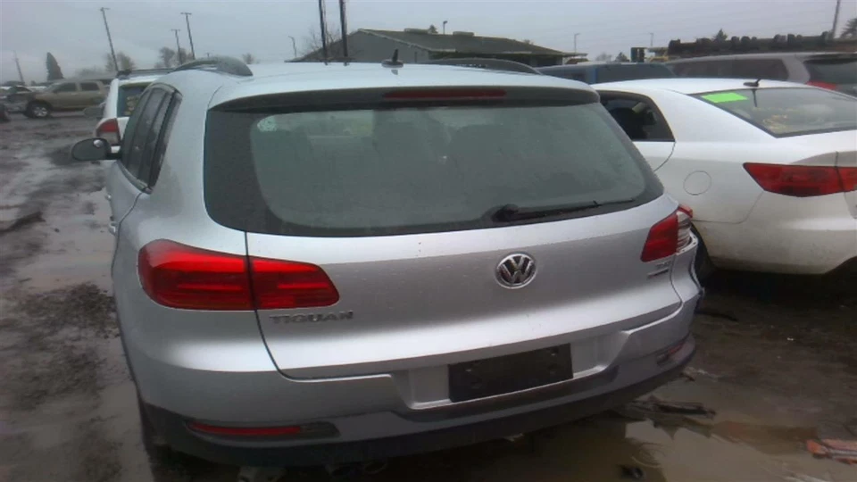 Medidor de flujo de aire de inyección de combustible usado se adapta a: Volkswagen Tiguan 2016 2,0 L gasolina en Foto 4 de 4