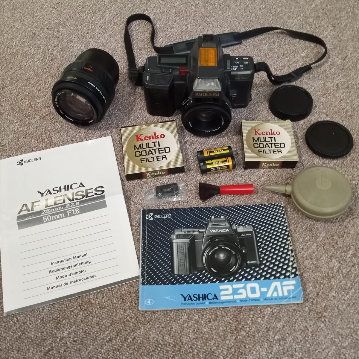 Yashica 230 AF 35mm Camera plus 35-105mm Zoom and Accessories | eBay