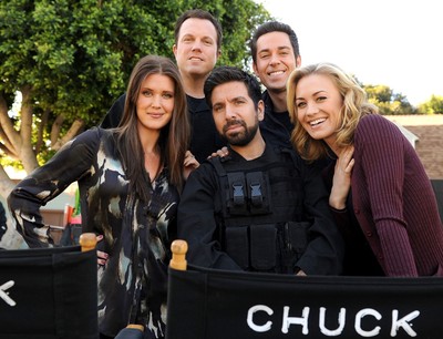 Chuck Tv Show Actors 60 Photos - Moonagedaydream.film
