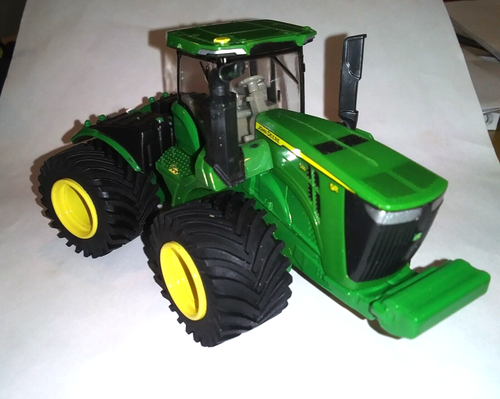 9R 540 John Deere 4 Wheel Drive Tractor on 1250 LSW Tires, Custom 1:64 ERTL 4WD
