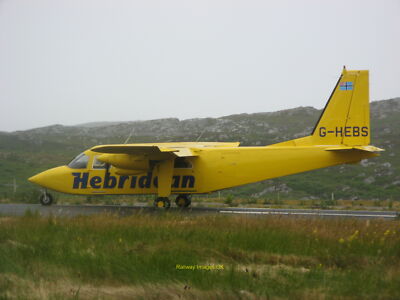 Foto 6x4 Flugzeug am Flugplatz Colonsay um 2010