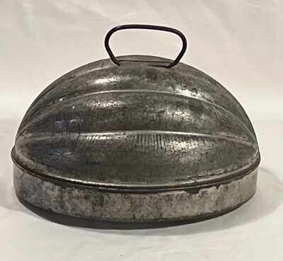Antique Tin Pudding/Cake/Baking, Ice Cream Mold, Ribbed, Bombe, Melon