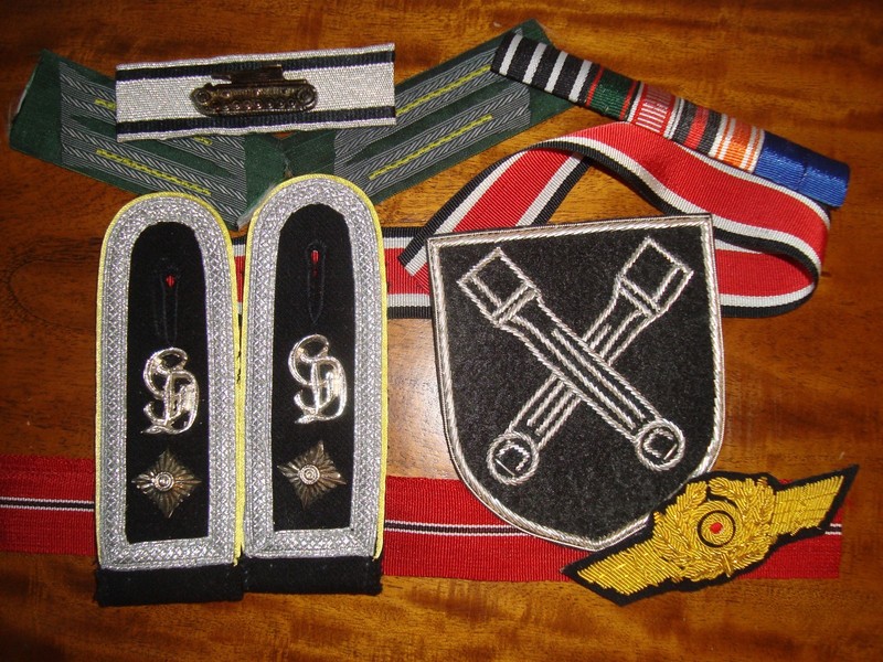 German MILITARIA Grouping -- a few essentials for your COLLECTION!!