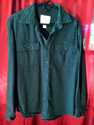 St. John's Bay Charcoal Gray Flannel, Large, very warm, feels like wool