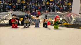 Lego 6860 The Batcave 100% Complete All Mini Figs & Manual